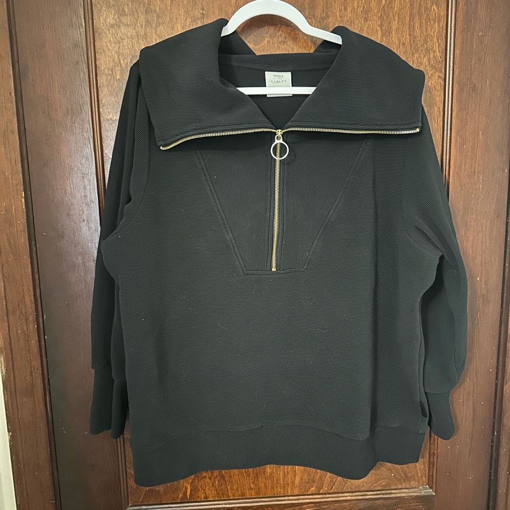 Varley Vine Pullover Sweatshirt in Black Size 1X - Picture 2 of 5